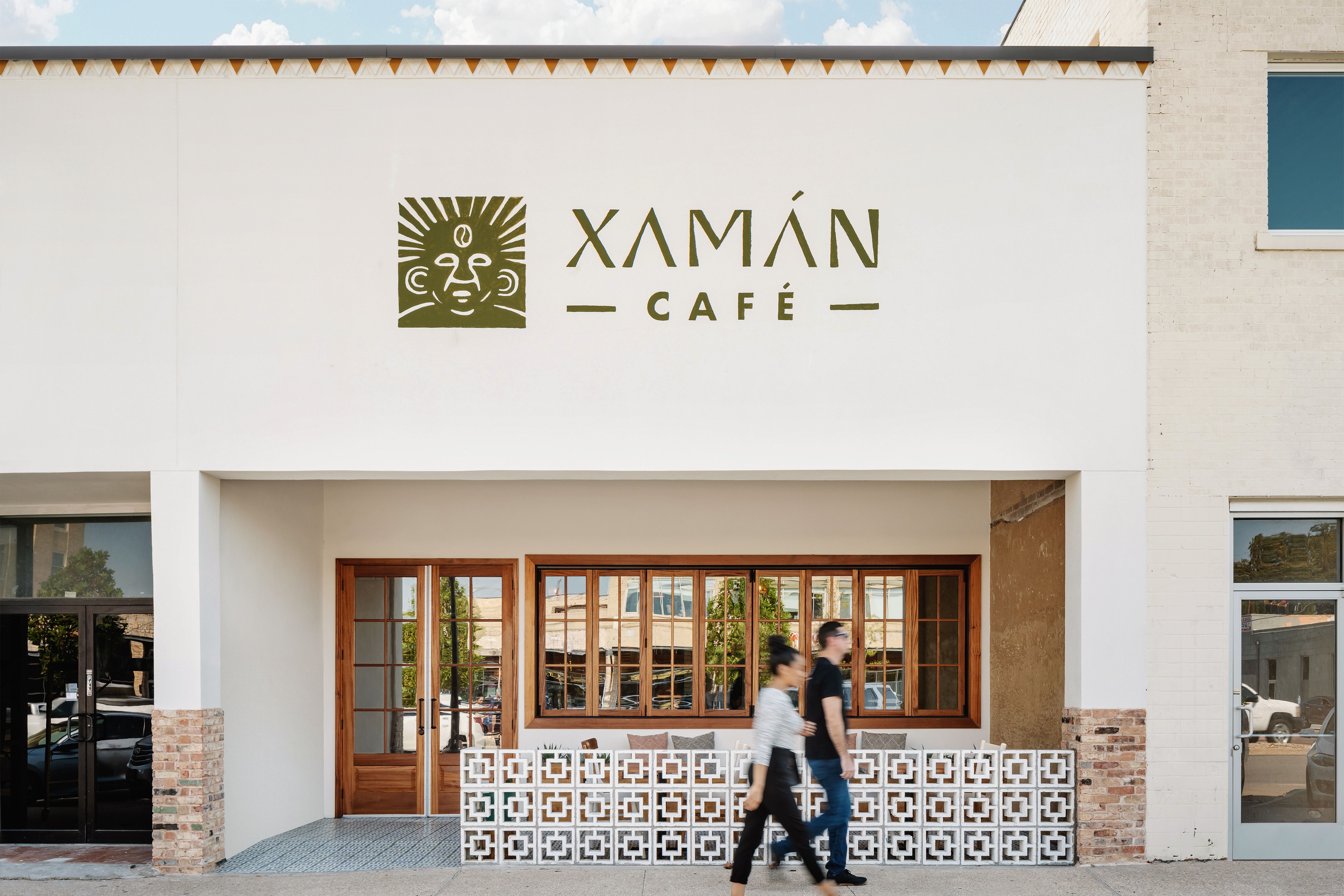 Xaman Cafe